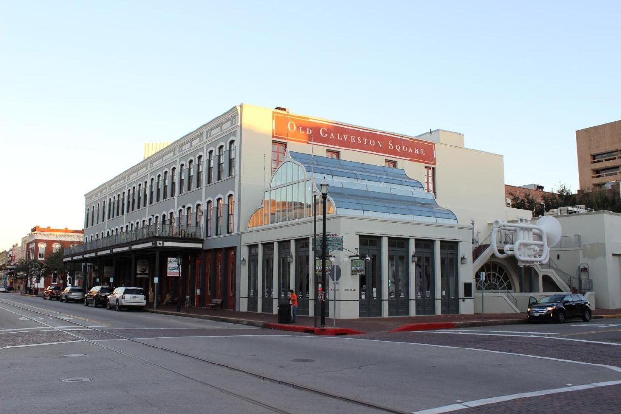 Heart Of Galveston Stylish Apt Near Attractions Extérieur photo